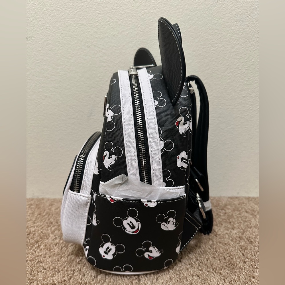 NWT Loungefly Disney Parks Mickey Mouse AOP Backpack - Picture 3 of 4